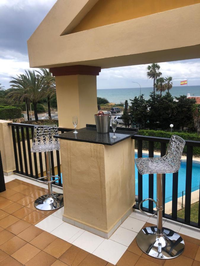 Beachfront Apartment - Sea Views - Marbella Exterior photo